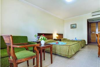 Antik Garden Hotel