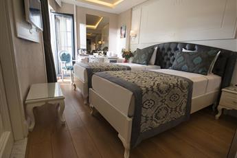 Antusa Palace Hotel & Spa 4*