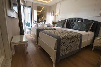 Antusa Palace Hotel & Spa