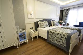 Antusa Palace Hotel & Spa