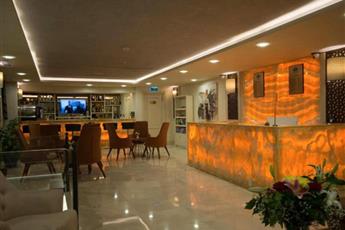 Antusa Palace Hotel & Spa