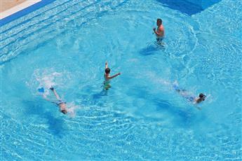 Apart Hotel Golden Line 4*