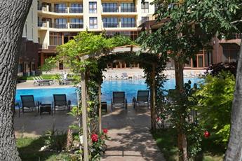 Apart Hotel Golden Line 4*