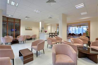 Apart Hotel Golden Line 4*