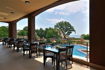 Apart Hotel Golden Line 4*