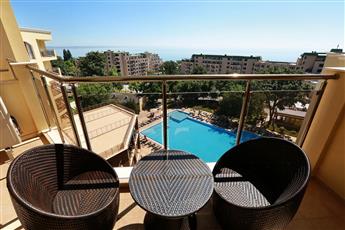 Apart Hotel Golden Line 4*