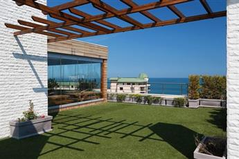 Apart Hotel Golden Line 4*