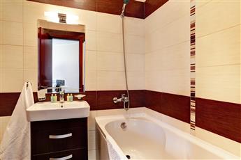 Apart Hotel Golden Line 4*