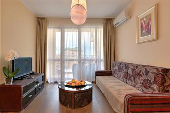 Apart Hotel Golden Line 4*