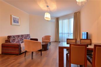 Apart Hotel Golden Line 4*