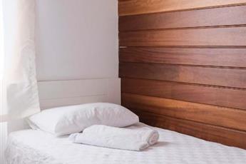 Apella Hotel 2*