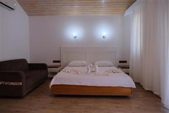 Apella Hotel
