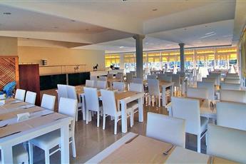 Aperion Beach Hotel 3*