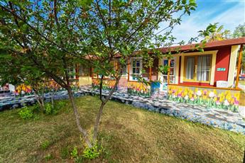 Aperion Beach Hotel 3*