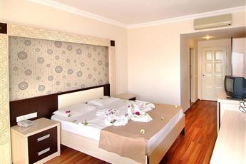 Aperion Beach Hotel 3*