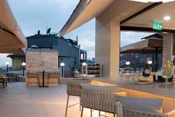 Aprilis Deluxe Hotel