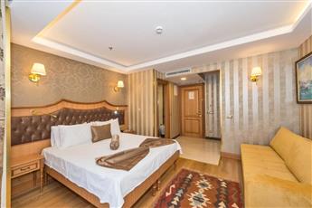 Aprilis Gold Hotel 4*