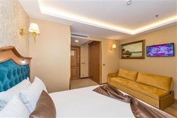 Aprilis Gold Hotel 4*