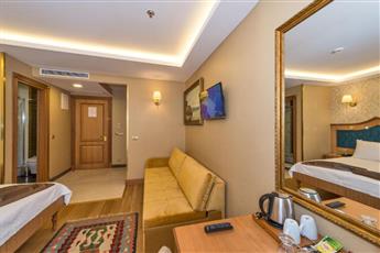 Aprilis Gold Hotel 4*