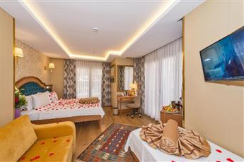 Aprilis Gold Hotel 4*
