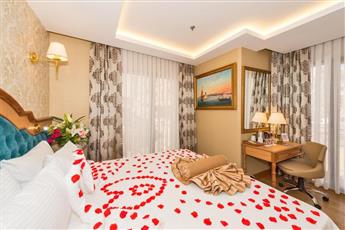 Aprilis Gold Hotel 4*