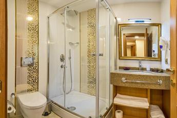 Aprilis Gold Hotel
