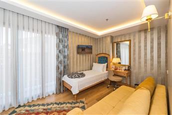 Aprilis Gold Hotel