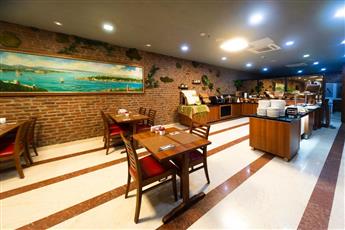 Aprilis Hotel