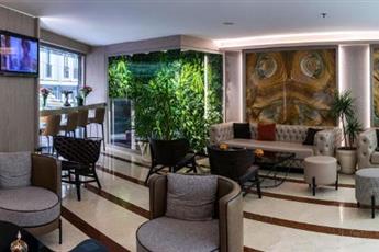 Aprilis Hotel