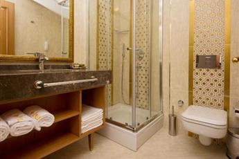 Aprilis Hotel