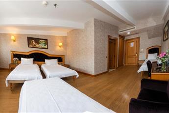 Aprilis Hotel