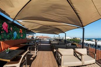 Aprilis Hotel