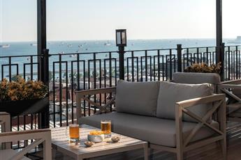 Aprilis Hotel