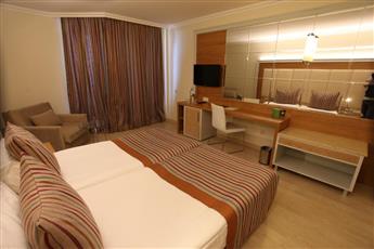AQI Pegasos Resort 5*