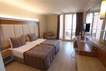 AQI Pegasos Resort 5*