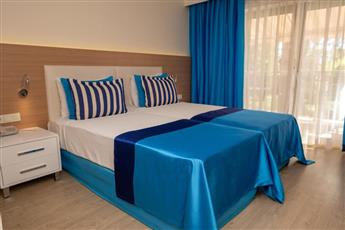 AQI Pegasos World 4*