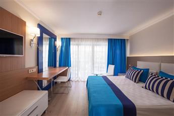 AQI Pegasos World 4*