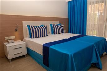 AQI Pegasos World 4*