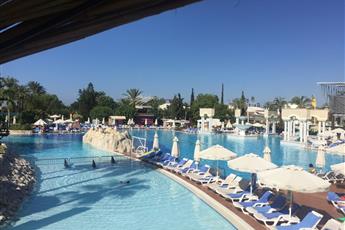 AQI Pegasos World 4*