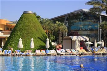 AQI Pegasos World 4*