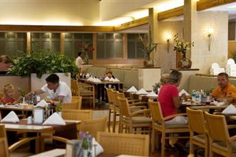 AQI Pegasos World 4*