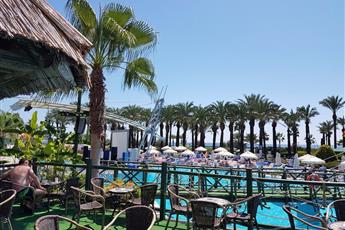 AQI Pegasos World 4*