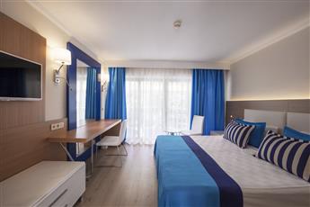 AQI Pegasos World 4*