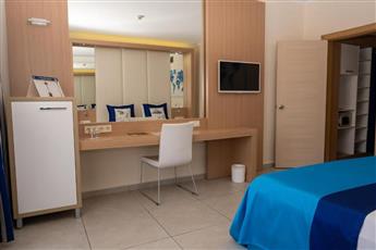 AQI Pegasos World