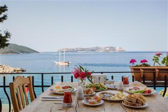Aqua Princess Hotel