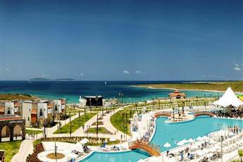 Aquasis De Luxe Resort & Spa 5*