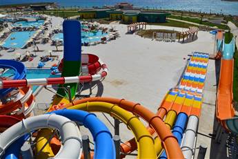 Aquasis De Luxe Resort & Spa 5*