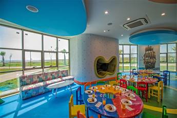 Aquasis De Luxe Resort & Spa 5*