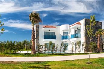 Aquasis De Luxe Resort & Spa 5*