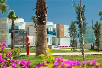 Aquasis De Luxe Resort & Spa 5*